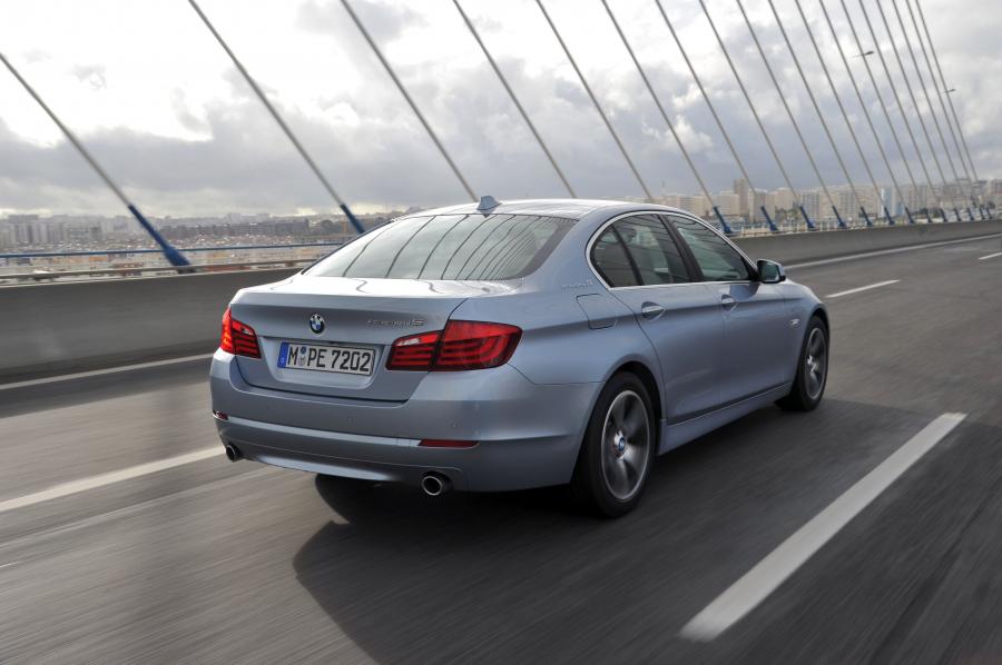  BMW ActiveHybrid 5 2012 года  (US) (фото 123 из 135)